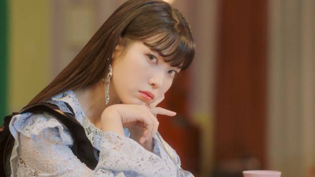 아이유 '셀러브리티' 티저 / 사진=이담엔터테인먼트 제공