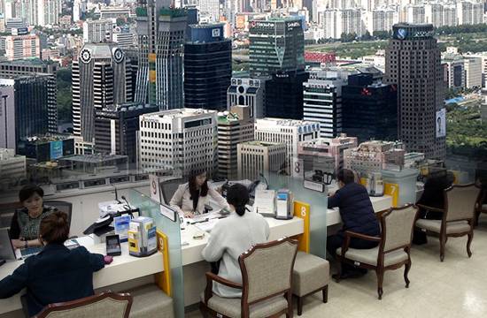 [Graphics by Song Ji-yoon]