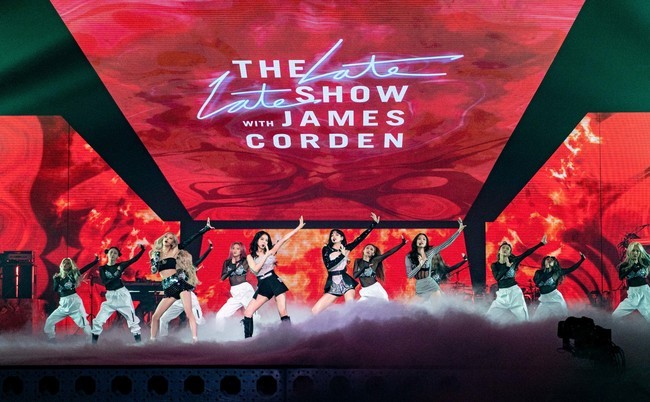 BLACKPINK has released some of its first Love Live! Stream Concert THE SHOW stage on the 31st, raising expectations of global fans.BLACKPINK appeared on The Lay Lay Show With James Corden Show (hereinafter referred to as The James Corden Show) on CBS in the United States on January 28, and presented the song Pretty Savage Performance, which featured the Regular 1st album.This attracted as much attention as it was filmed directly at BLACKPINKs THE SHOW Concert site.One of the various stages of THE SHOW was a glimpse of the band sound and the scene atmosphere.In addition, BLACKPINK members filled the stage with colorful styling and overwhelming performance, capturing the eyes and ears of fans.YG officials said, This Pretty Savage performance is a pre-shooted video for the James Corden Show, so it is not the same as the concert stage.The next Pretty Savage is a really special stage, he said. There are a lot of big main sets with different personality.You can expect the actual concert stage. BLACKPINK also said in a video interview with James Corden, I was worried at first, but I am so happy and happy throughout the preparation of the performance. All the best staff and band are perfect.Im excited and excited to think that Blink (fan) will enjoy our performance together, he said.Rosé, who is scheduled to release his solo song, said, I am really happy that I can be the first to sing my song to fans at Concert.It seems to be too meaningful and special in itself. 