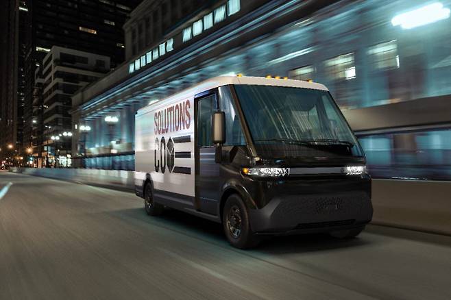 GM이 CES 2021에서 선보인 전기 배송 차량 브라이트드롭 EV600.