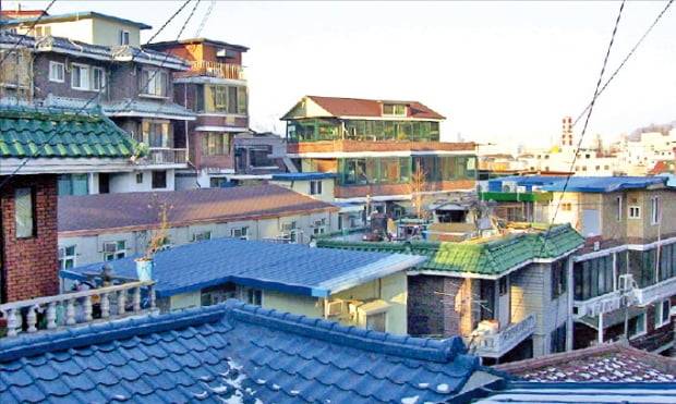 노량진6구역이 관리처분계획 인가를 받는 등 재개발 사업이 속도를 내고 있는 노량진뉴타운.  한경DB