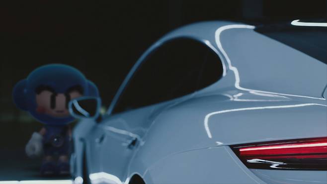 포르쉐코리아가 넥슨 모바일게임 ‘카트라이더 러쉬플러스(카러플)에 자사 최초의 순수 전기 스포츠카 ‘타이칸 4S’ 카트 출시를 기념하는 특별 프로모션을 진행한다./사진=포르쉐코리아