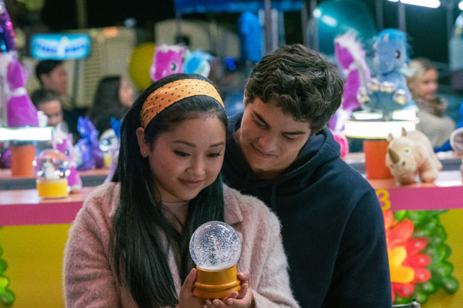 TO ALL THE BOYS IVE LOVED BEFORE 3.  Lana Condor as Lara Jean Covey, Noah Centineo as Peter Kavinsky, in TO ALL THE BOYS IVE LOVED BEFORE 3. Cr. Katie Yu / Netflix © 2020