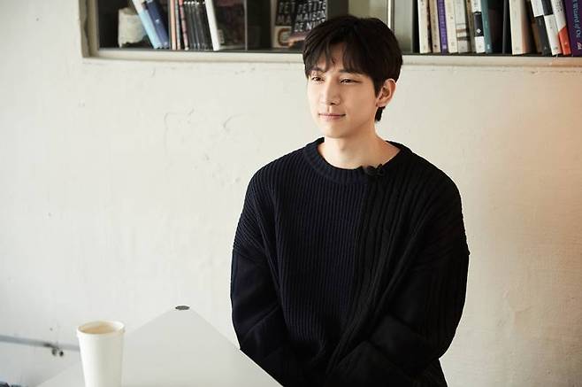 빅스 혁이 방황하는 공시생 희준으로 변신해 위로와 희망을 전한다. 제공|하준사