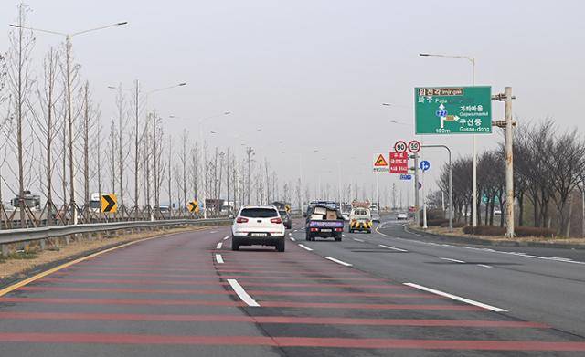 메르세데스-벤츠 GLB 250 4Matic의 자유로 연비