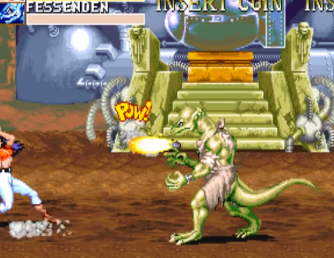 (1차 변신. 박치기 공룡으로 변해서 주인공을 공격한다)