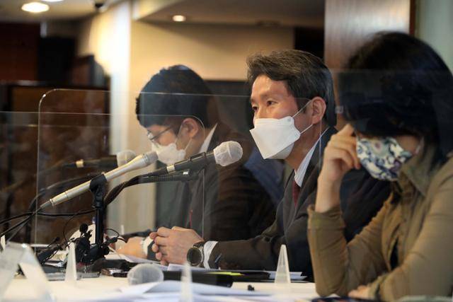 이인영 통일부 장관이 3일 서울 중구 프레스센터에서 열린 서울외신기자클럽 초청 간담회에 참석해 발언하고 있다. 통일부 제공