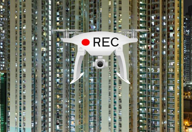 부산에서 야밤에 드론으로 고층 아파트 주민 일상을 촬영한 혐의로 최근 징역 8개월이 선고됐다. [헤럴드경제DB]