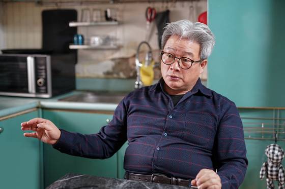 Choi Yong-jin, the father of Jun-won, who went missing on April 4, 2000. [JEON TAE-GYU]