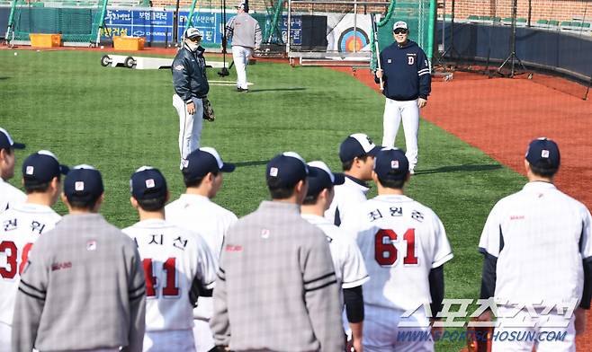 20일 프로야구 두산 베어스 선수들이 울산 문수야구장에서 2차 스프링캠프 훈련을 했다. 울산=송정헌 기자 songs@sportschosun.com/2021.02.20/