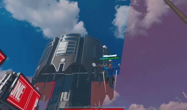 앤디가 몸소 점프하는 법과 나는 법을 보여주고 있다.