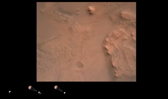 미국 항공우주국(NASA)의 화성 탐사 로버 '퍼서비어런스'가 화성 표면에 착륙하고 있다. NASA 홈페이지 캡처