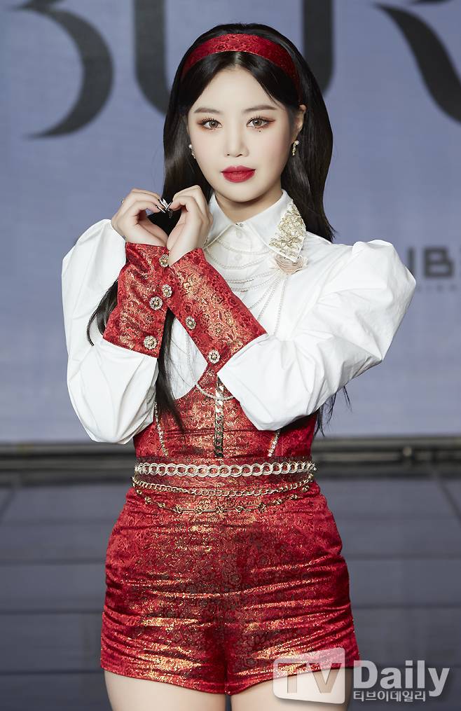 (여자)아이들 수진