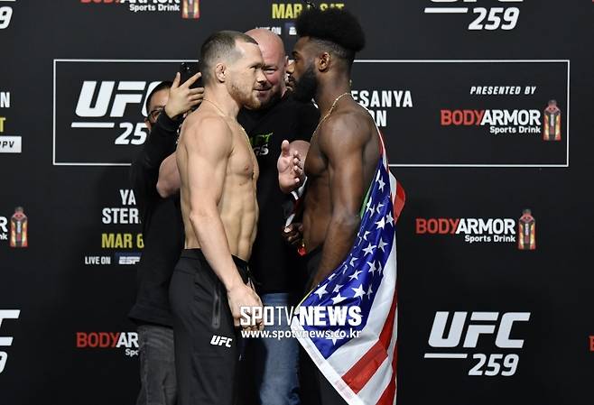 ▲ 밴텀급 챔피언 페트르 얀은 알저메인 스털링을 맞아 타이틀 1차 방어전을 펼친다.