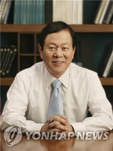 제약업계 최장수 CEO인 이정치 일동홀딩스 대표.