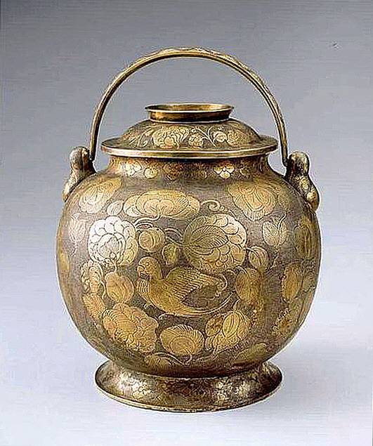 ‘도금은제단지’, 8세기 전반, 중국 당나라.　시안 산시역사박물관