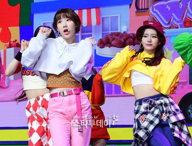 그룹 위클리. 사진｜강영국 기자