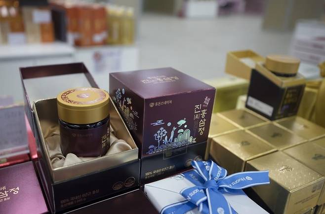 금산만의 다양한 인삼 브랜드들을 만날 수 있는 국제인삼유통센터 [사진/성연재 기자]