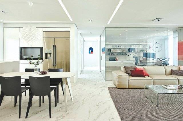 한샘 리하우스 스타일패키지 ‘모던크리스탈 화이트’와 삼성가전으로 시공한 인테리어.