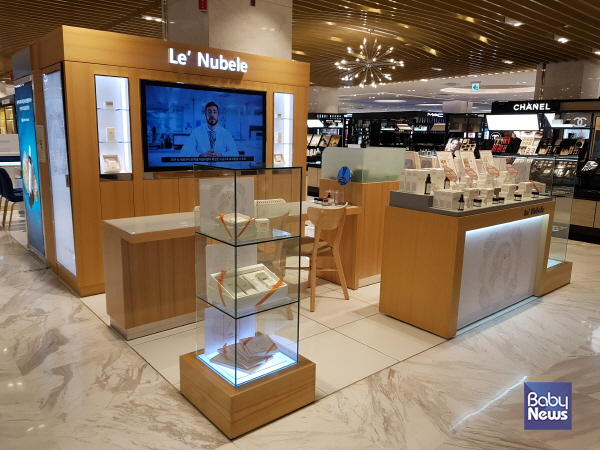 겟잇뷰티 팔자주름크림 선정 '르누베르 링클크림' 인기. 르누베르 오프라인 매장 전경. ⓒ르누베르