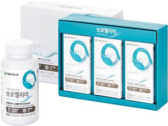 파인애플에서 추출한 천연효소 성분을 함유한 브 로멜리아는 새콤달콤한 파인애플 맛을 지녀 누구나 부담 없이 섭취할 수 있다. [사진 명문제약]