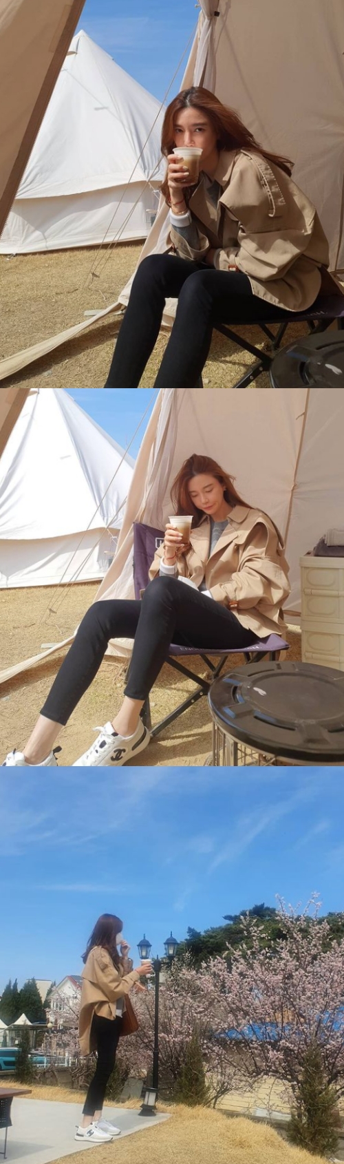 Actor Cha Ye-ryun has revealed his pictorial routine.Cha Ye-ryun posted a picture on his 24th day with an article entitled Why do you eat Coffee like Bear and Joju?Cha Ye-ryun in the public photo is having a relaxing time in the outdoors where flowers are beautiful.Cha Ye-ryun, who enjoys Coffee in a trench coat, emits charismatic eyes toward the camera and gives a picture-like aura.In addition, Cha Ye-ryun was surprised by his long legs and small face, stretching out without a sting, and he also had a sophisticated atmosphere with luxury sneakers.Meanwhile, Cha Ye-ryun met Actor Ju Sang Wook and MBC drama Gorgeous Temptation in 2016 and developed into a public lover, then marriaged the following year, and held her daughter Ina in 2018.Cha Ye-ryun SNS