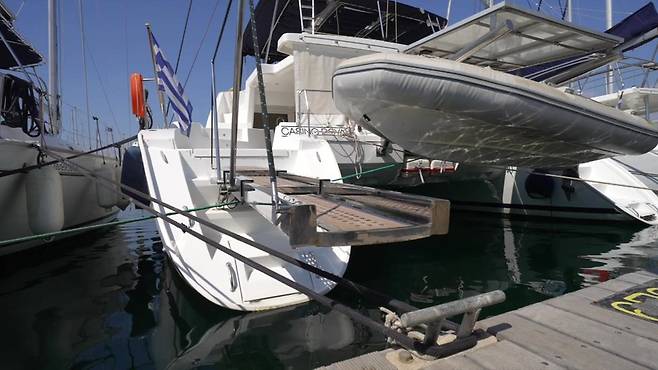 요트 시즌은 보통 4월에 시작하지만, 올해는 조용했다