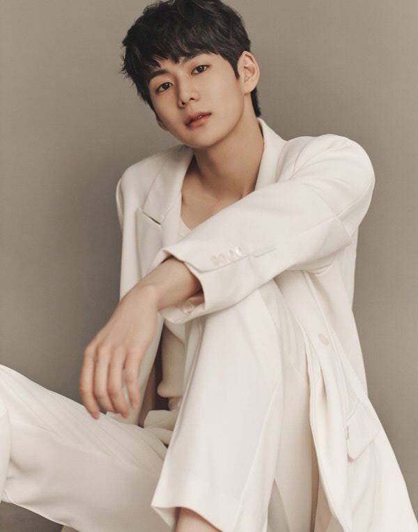 배우 최보근. 골드메달리스트 제공