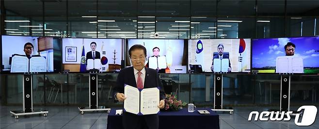 제천 세명대학교는 전국 5개 대학과 디지털 신기술 인재양성 혁신공유를 협약을 체결했다.(세명대 제공)© 뉴스1