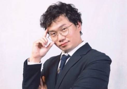 개그맨 안상태씨가 층간소음 문제를 폭로한 이웃을 상대로 손해배상청구 소송을 제기했다. /사진=안상태 인스타그램