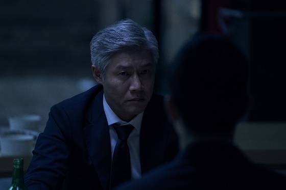 /사진=넷플릭스 영화 '낙원의 밤' 박호산 스틸