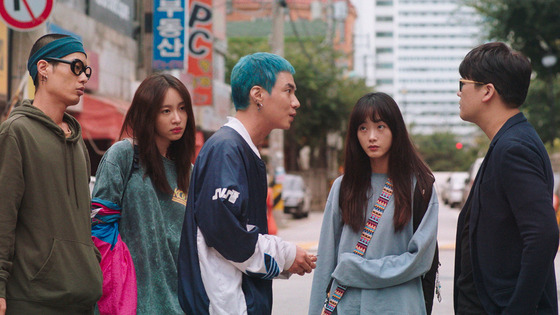 Se-jin, (second from right) and her friends whom she met on the street do everything they can to come up with the money so she can have an abortion. [LITTLE BIG PICTURES]