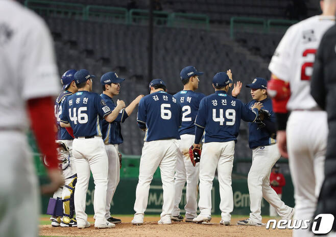 NC 다이노스가 SSG 랜더스를 꺾고 5연승을 이어갔다. /뉴스1 © News1 박정호 기자