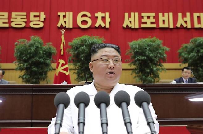 북한 김정은 국무위원장. 연하뷴스