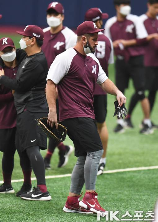 발동작 하나하나가 예사롭지 않다.