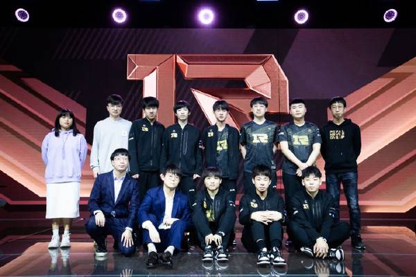 사진=RNG 공식 웨이보, LPL 스프링 우승자 RNG