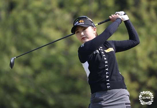 KLPGA 2021 XGOLF-백제CC 점프투어 1차전에 이어 2차전에서도 우승한 이예원. 사진=KLPGA 제공