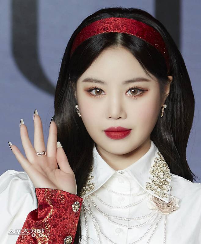 (여자)아이들 서수진의 학교폭력을 폭로한 A씨가 심각한 비방을 한 일부 누리꾼들에 대해 고소를 제기했다. 큐브 엔터테인먼트 제공