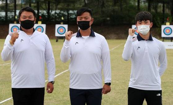 도쿄올림픽행을 확정지은 오진혁, 김우진, 김제덕(왼쪽부터). [연합뉴스]