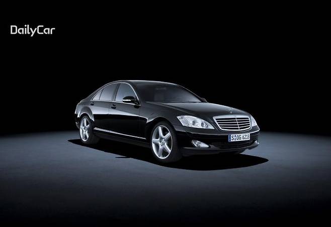 벤츠 S-클래스 (5세대) </figcation>