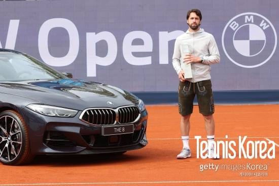 시즌 두 번째 우승을 차지한 바실라쉬빌리