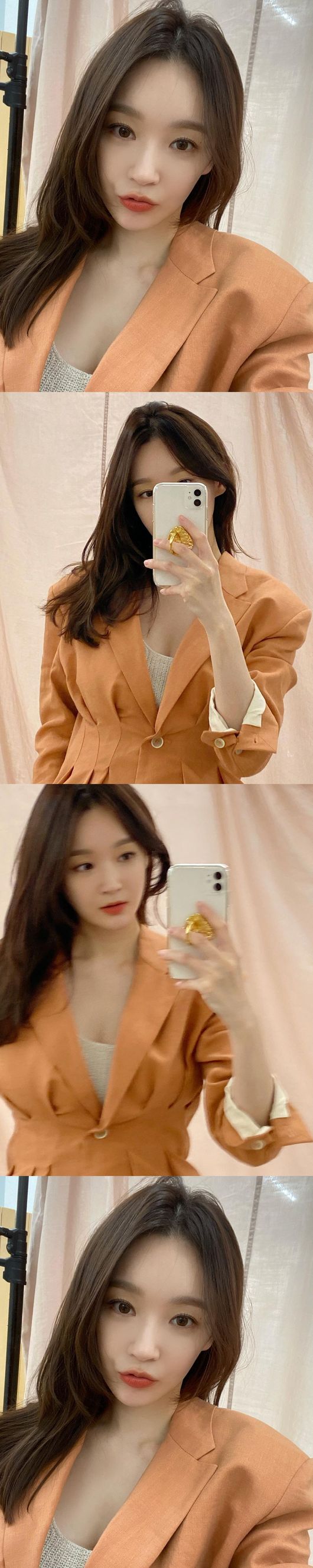 Group Davichi Kang Min-kyung has revealed the current situation.On the 5th, Kang Min-kyung posted several photos on his Instagram with orange emoticons.The photo shows Kang Min-kyung wearing a tangerine suit. Especially Kang Min-kyungs transparent Skins and small features attract attention.On the other hand, group Davichi, which Kang Min-kyung belongs to, released a new song Just hug on the 12th of last month.Davichi participated in the lyrics directly with the lyrics that he wanted to hug warmly with his love without any excuses or words at the moment when he met again after breaking up.Kang Min-kyung Instagram