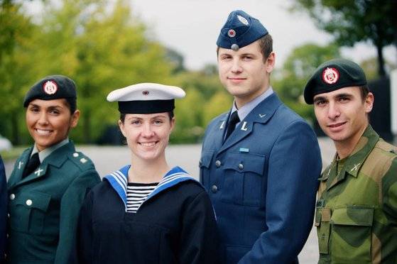 징병된 병사의 구성은 여성과 남성이 3:7 정도다. 사진 노르웨이 군.