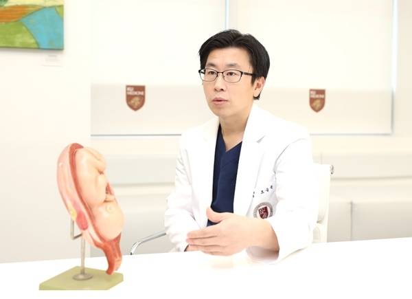 조금준 고려대 구로병원 산부인과 교수는 “유산은 산모의 노력으로 막을 수 없다. 잘잘못과 연관시켜 죄책감을 갖기 보다는 유산 후 관리를 통해 다음 임신을 기약하는 것이 중요하다. 건강한 임신은 임신 전부터 시작하는 것”이라고 강조했다.