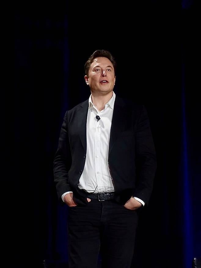 2019년 자율주행 관련해 발언하고 있는 일론 머스크 / 사진=위키피디아 & Steve Jurveston