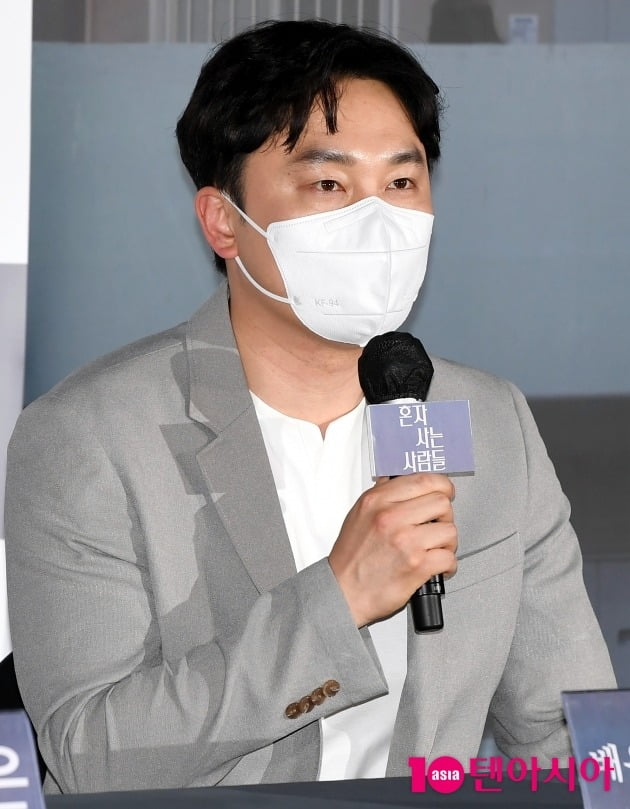 배우 서현우가 11일 열린 영화 '혼자 사는 사람들' 언론시사회에 참석했다. / 조준원 기자 wizard333@