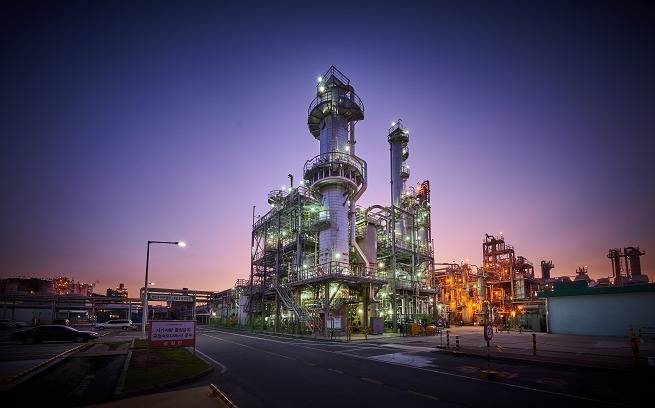 한화솔루션 여수공장 전경(한화솔루션 제공) © 뉴스1