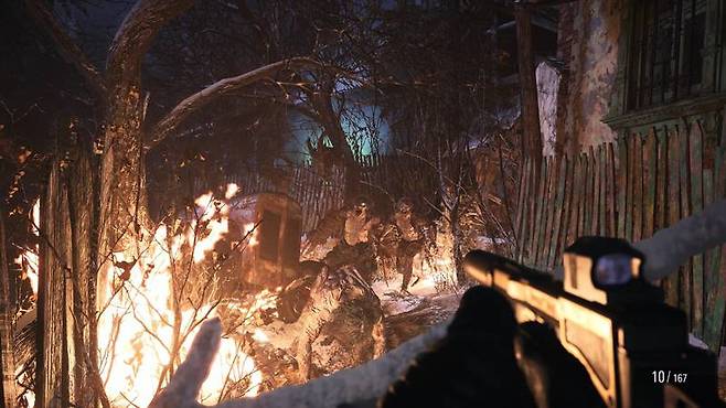 적이 몰려와도 강력한 무기라면 걱정이 없다