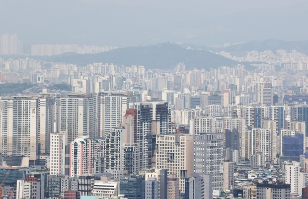 서울 남산에서 바라본 아파트 전경. /연합뉴스