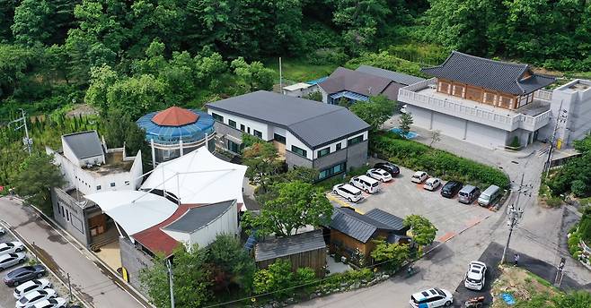 사진은 경기 광주시 퇴촌면에 있는 일본군 ‘위안부’ 피해 할머니들의 생활시설 ‘나눔의 집’의 모습. 연합뉴스